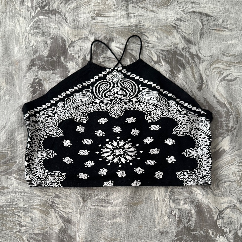 SHEIN Black and White Graphic Crop Camisole